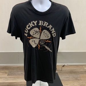 Vintage Lucky Brand classic fit t-shirt 😎